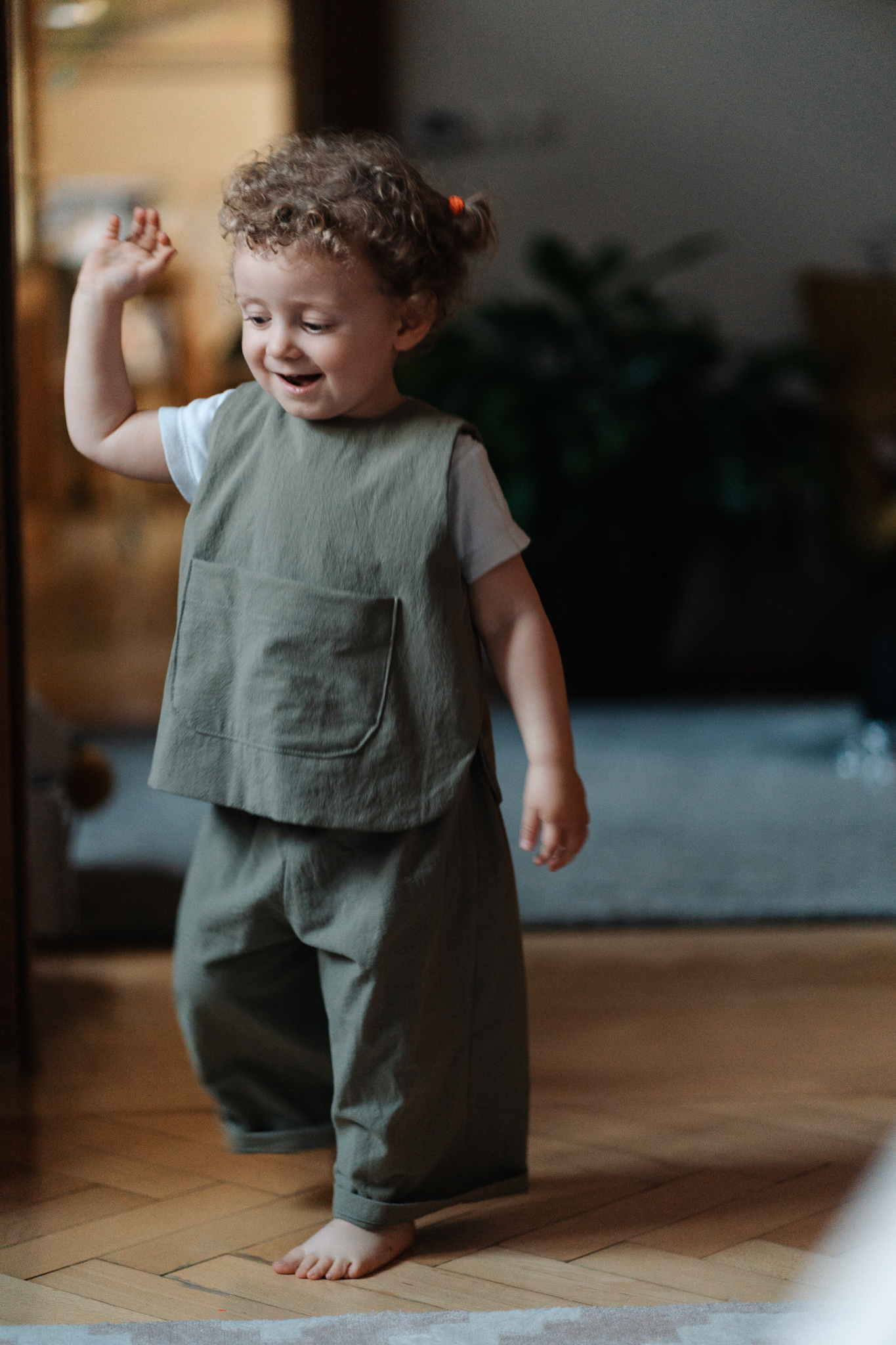 VLT09370 Compleu - vestă și pantaloni - din bumbac prespălat, khaki