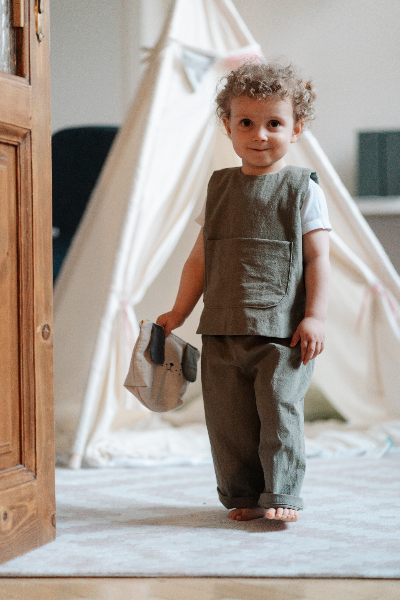 VLT09456 Compleu - vestă și pantaloni - din bumbac prespălat, khaki